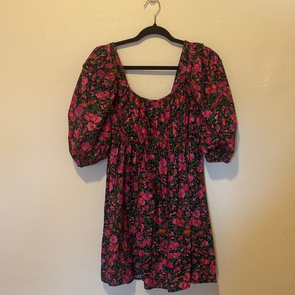 Pinch Floral Dress - Black and Pink